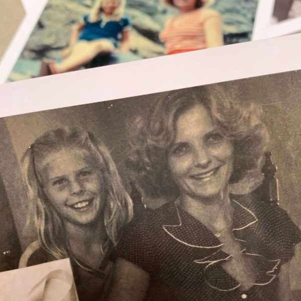 2-mom70s-scaled